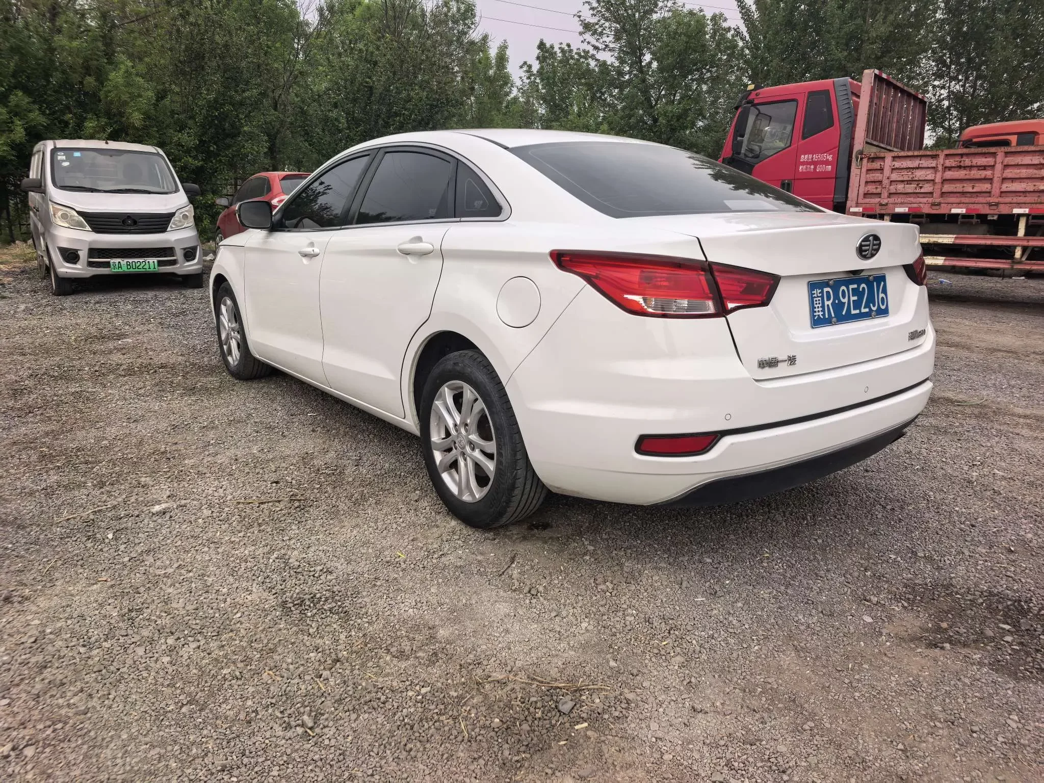 FAW Bestune B50