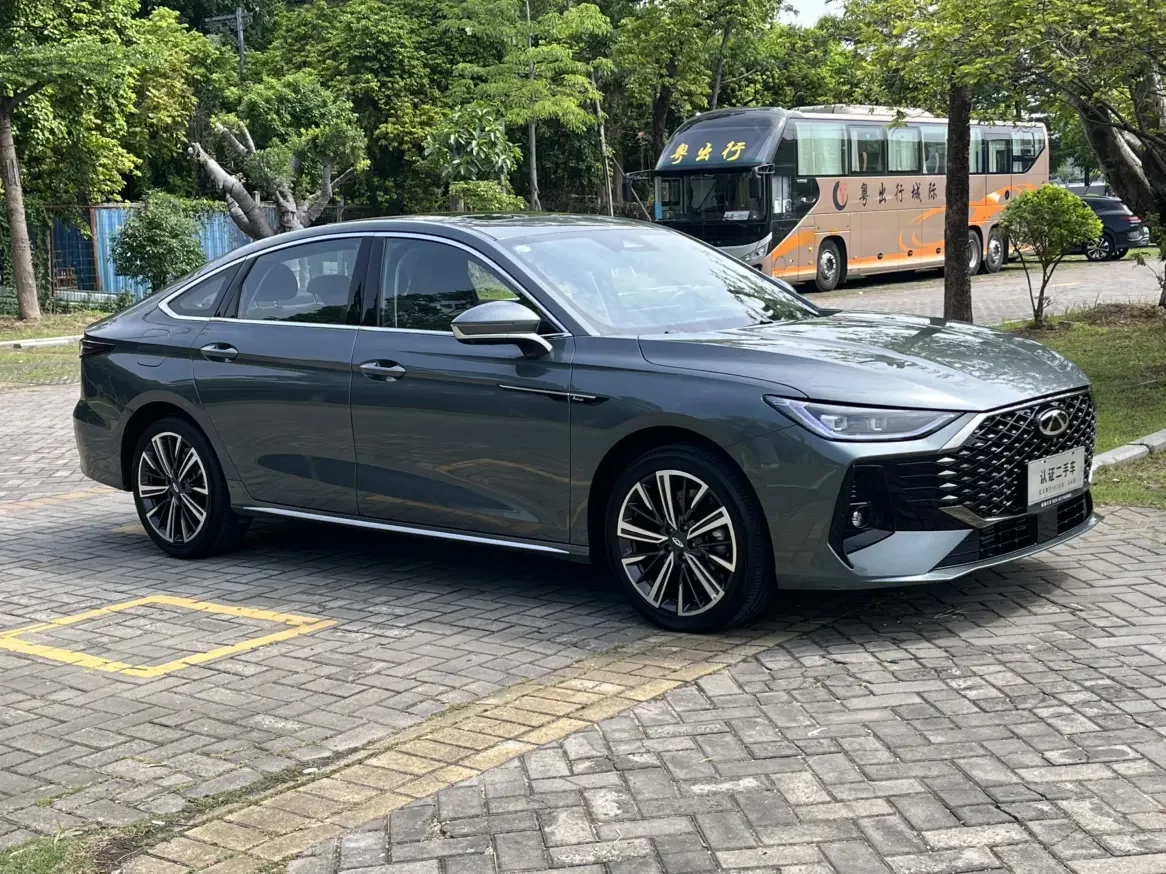 Chery Arrizo 8 PRO
