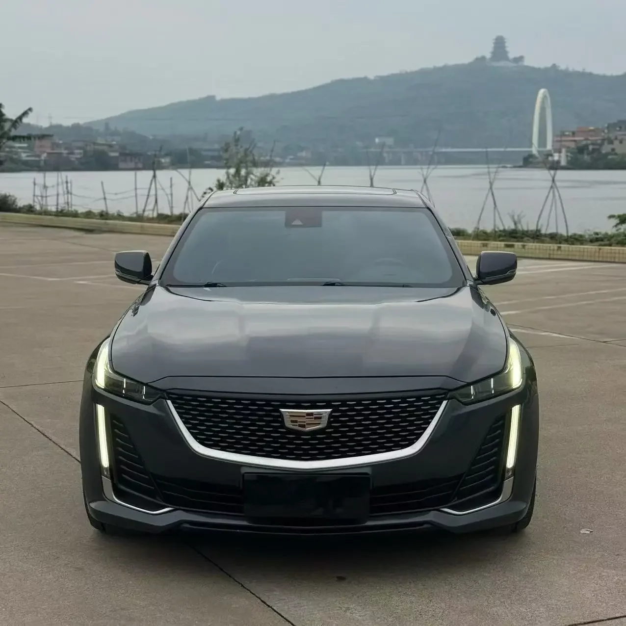 Cadillac CT5  из Китая