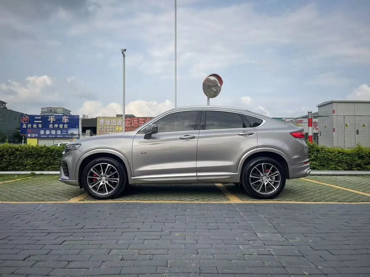 Geely Tugella
