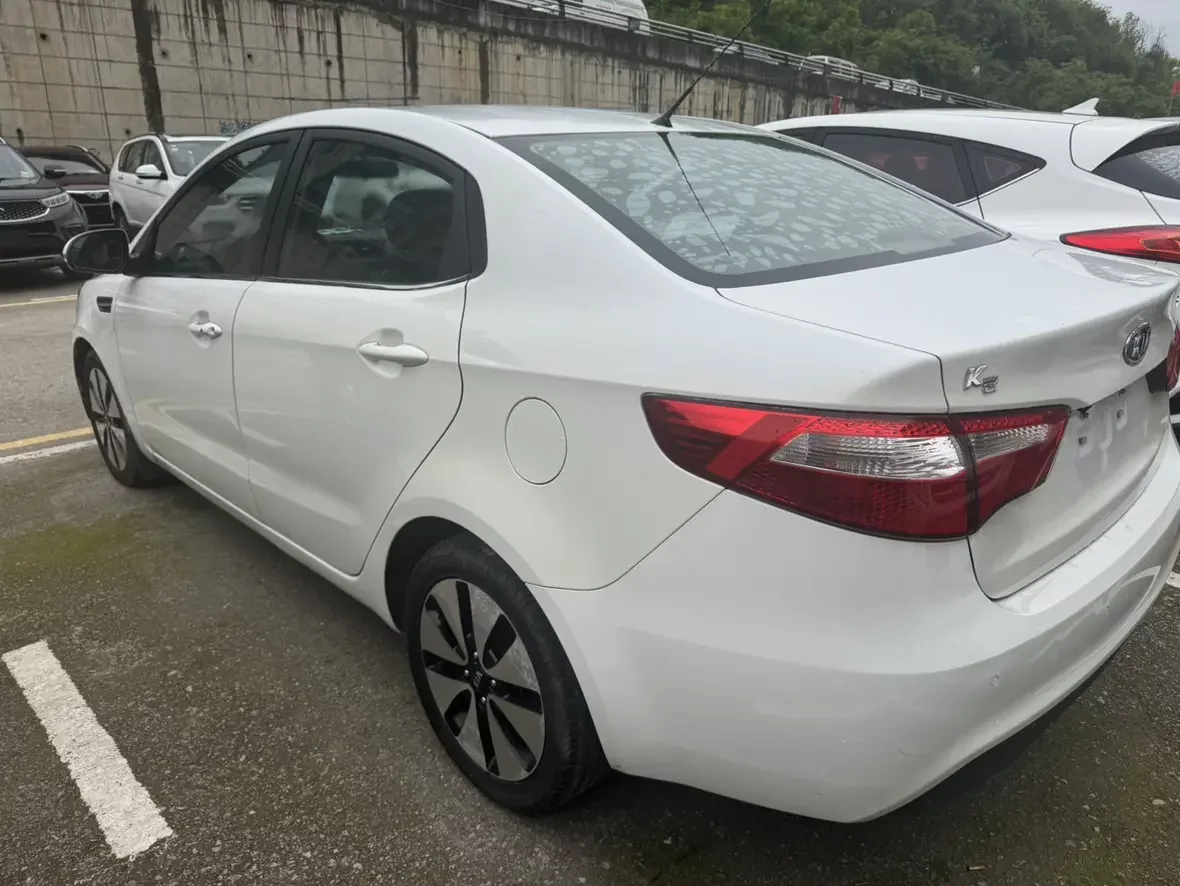 Kia K2