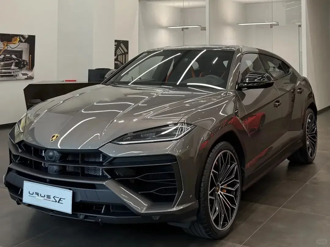 Lamborghini Urus SE