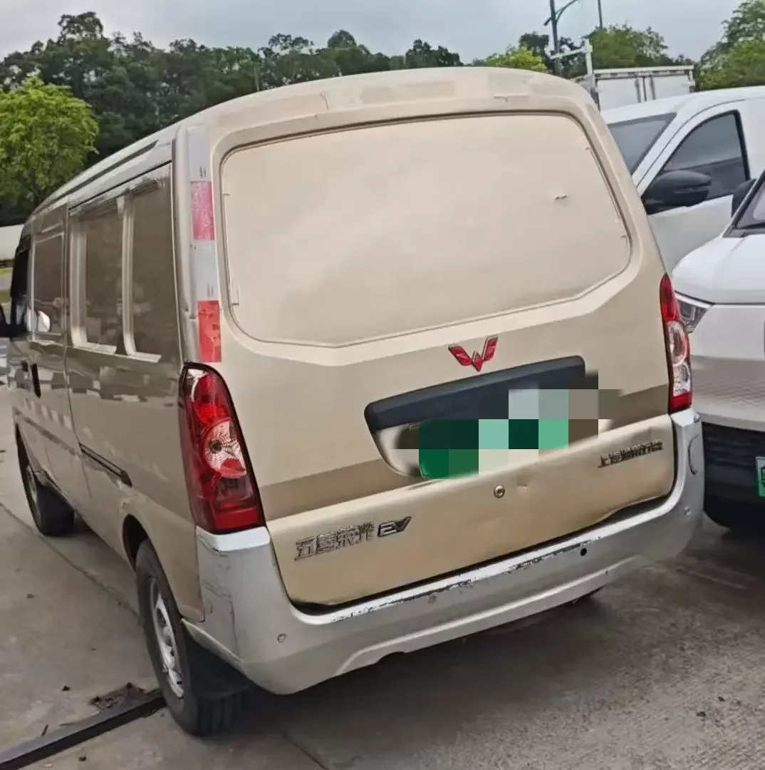 Wuling Rongguang EV