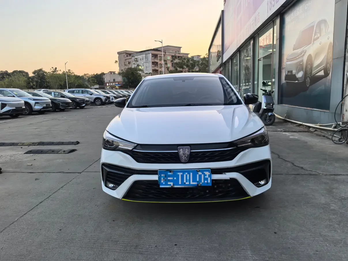 Roewe i5