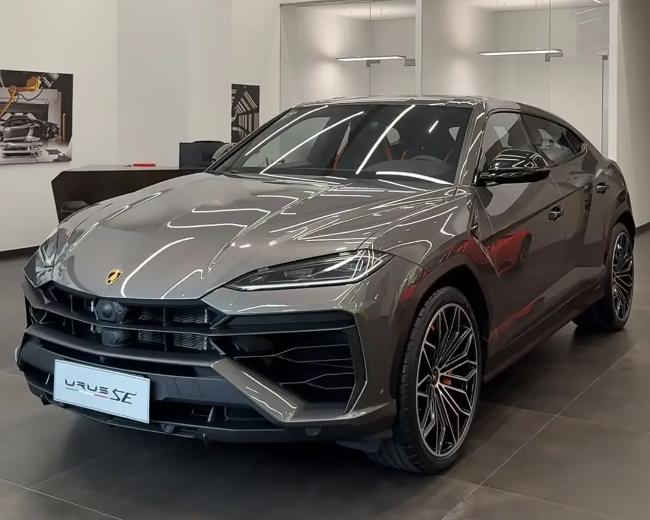 Lamborghini Urus SE