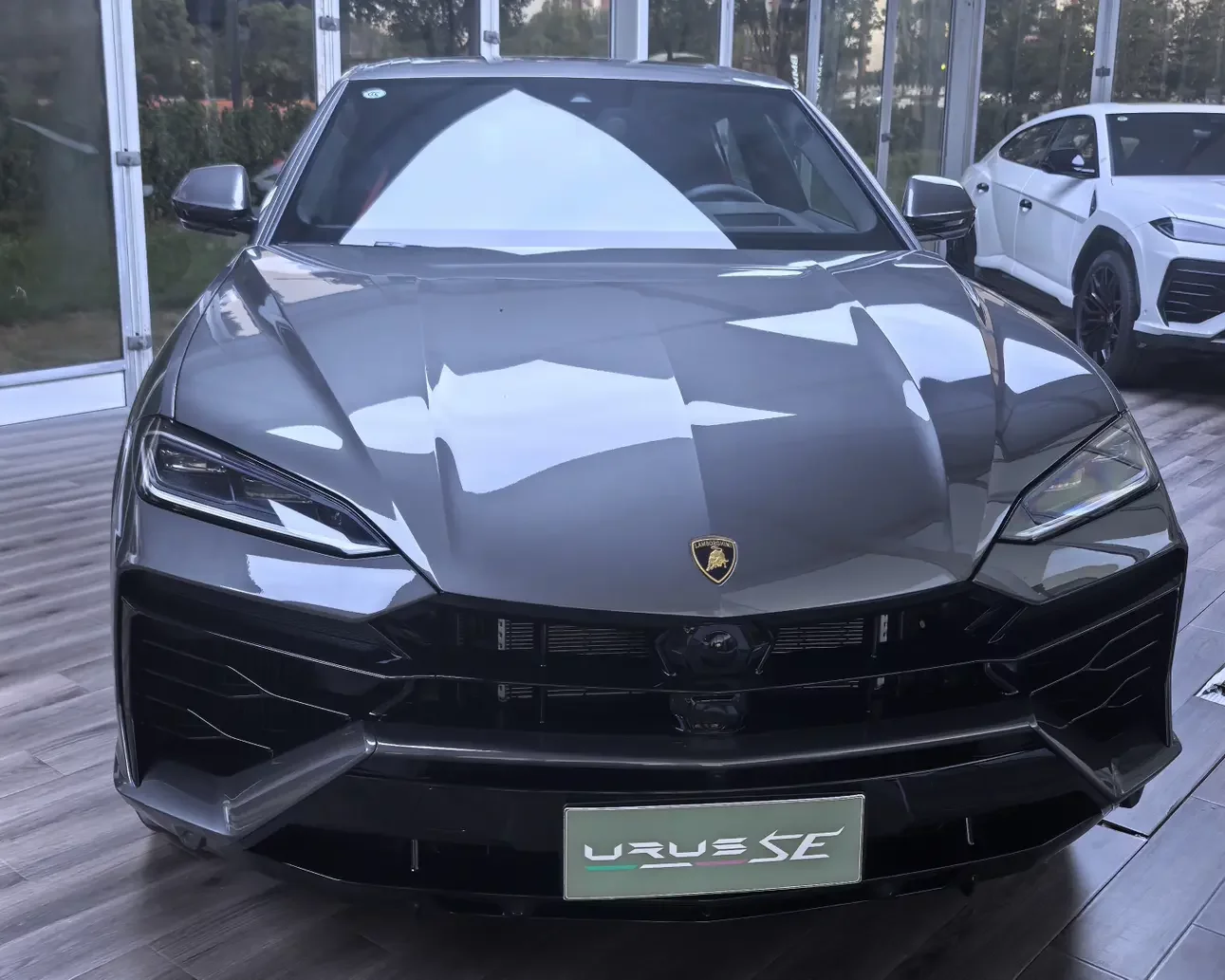 Lamborghini Urus SE
