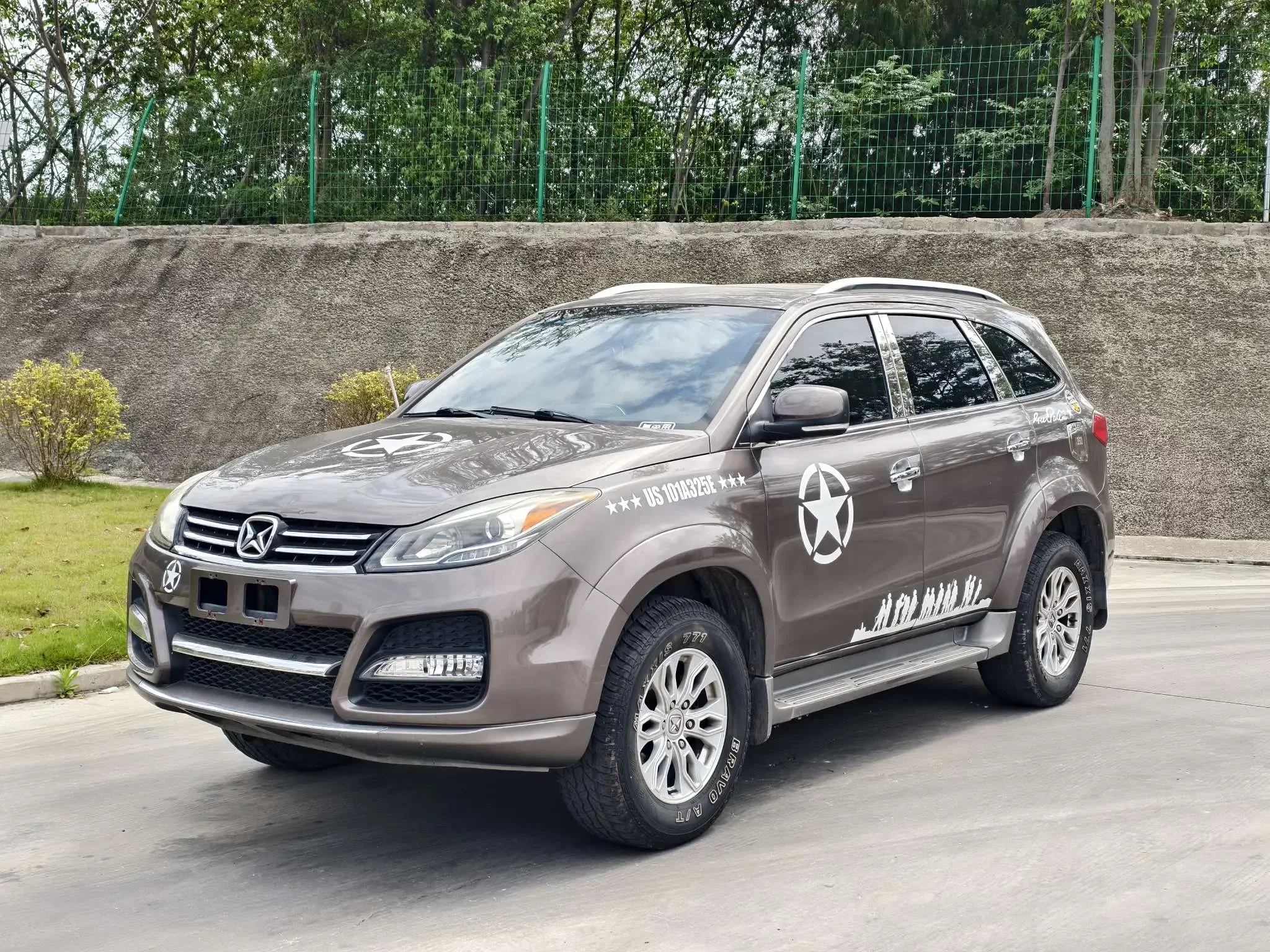 Yu Sheng Yusheng S350  из Китая