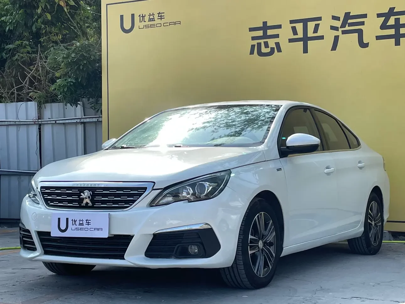 Peugeot 308
