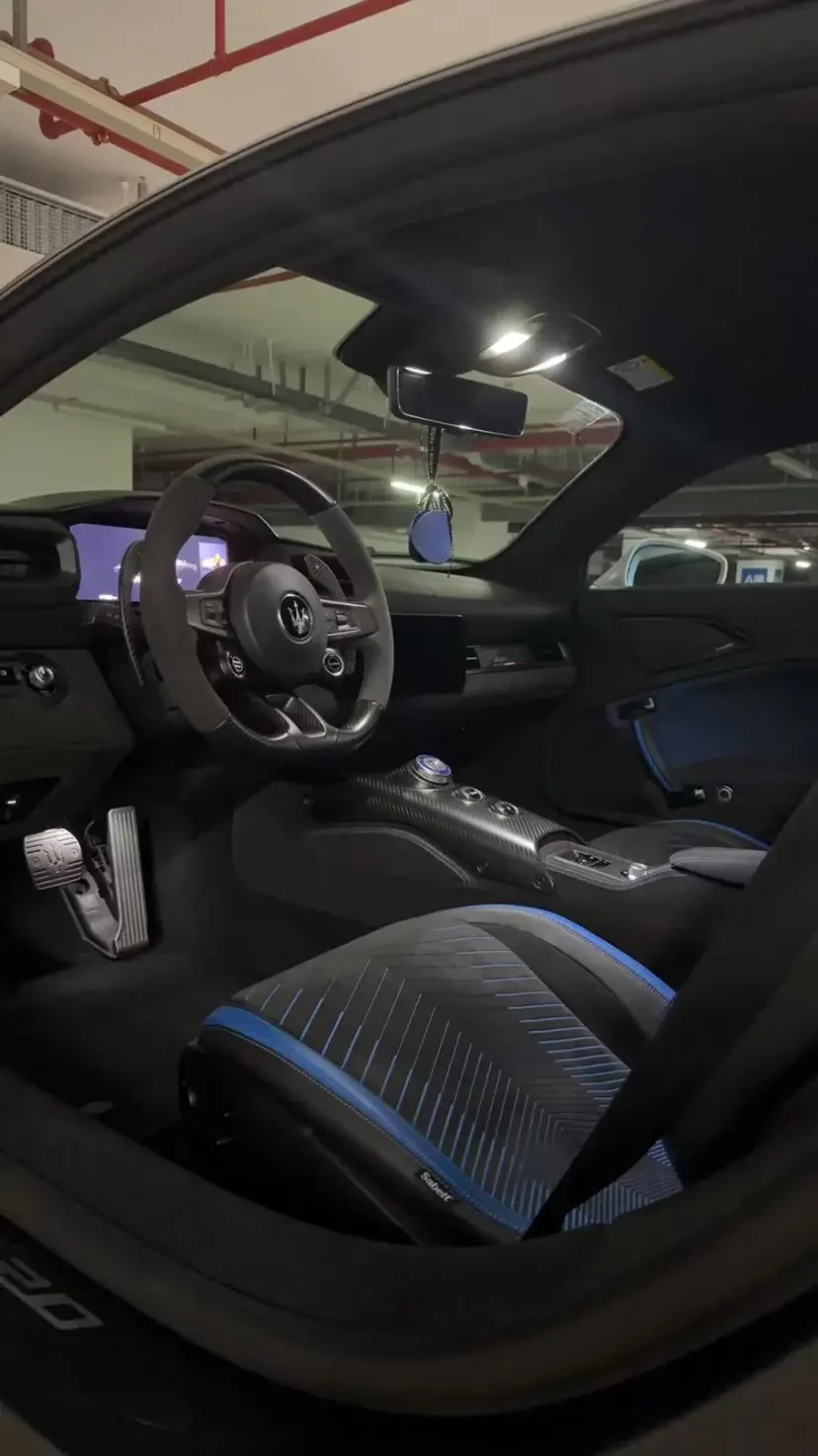 Maserati MC20