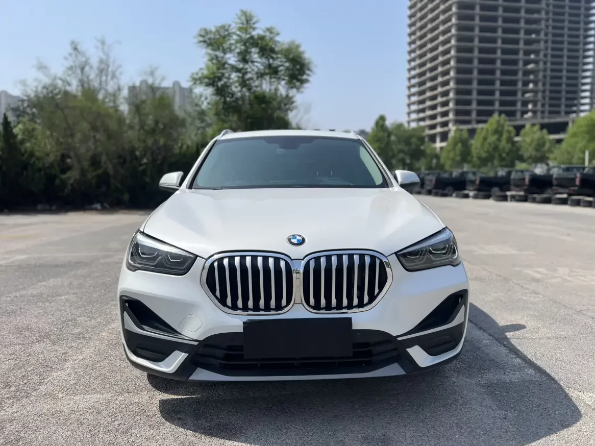 BMW X1  из Китая