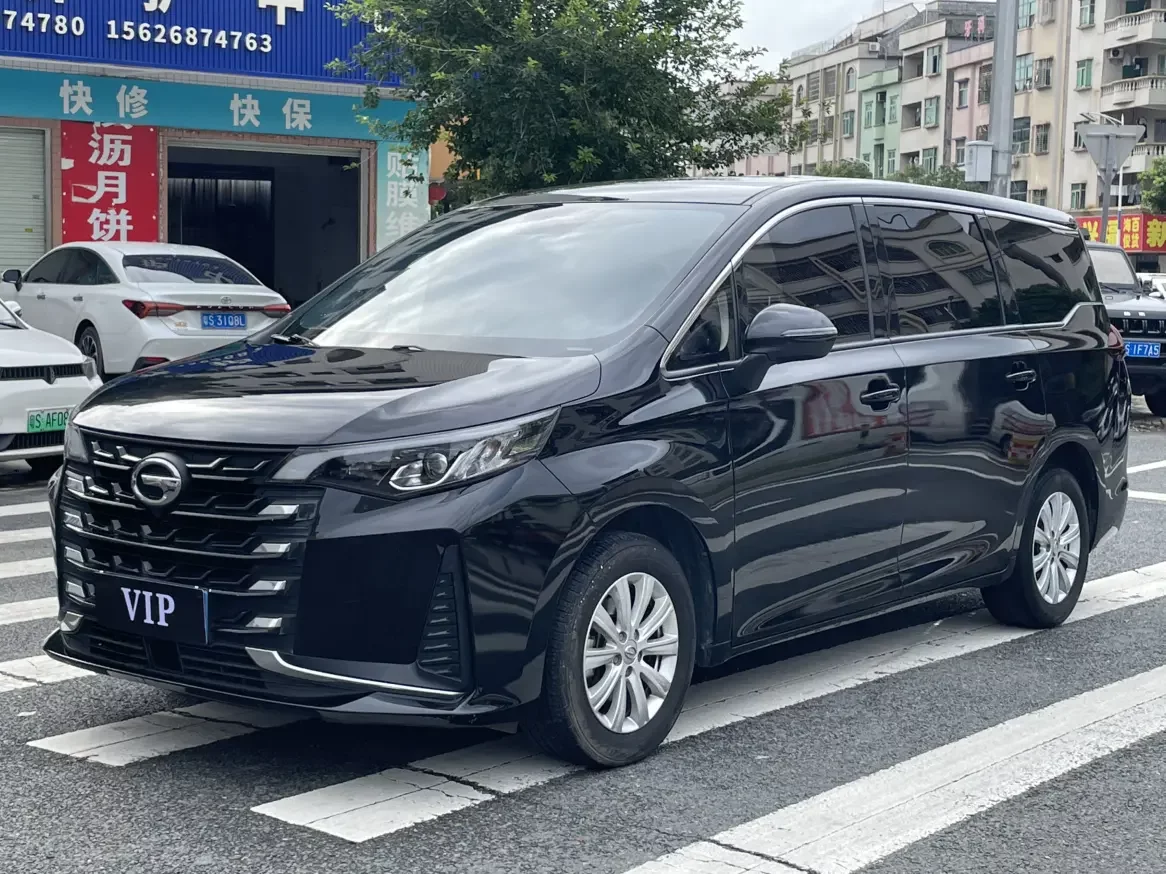 GAC Trumpchi M6  из Китая