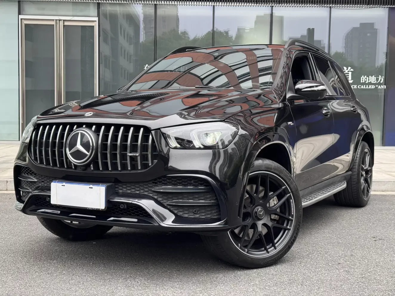 MERCEDES-BENZ GLE AMG