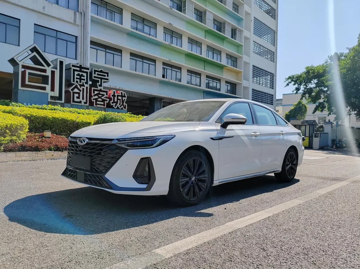 Chery Arrizo 8