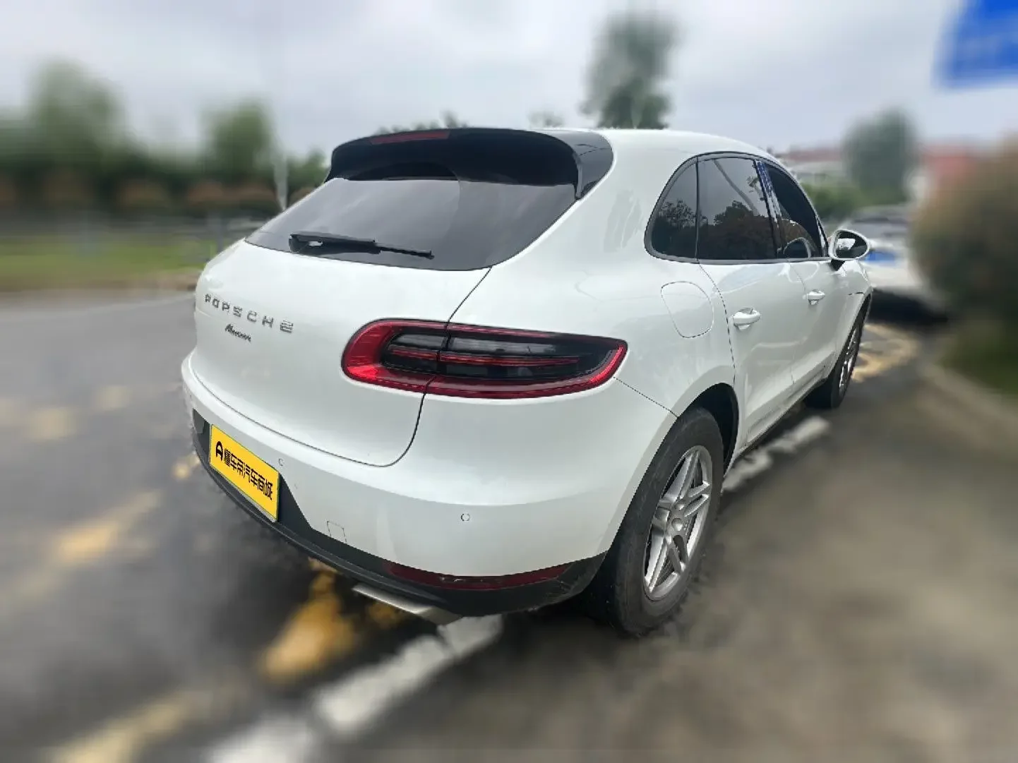 Porsche Macan