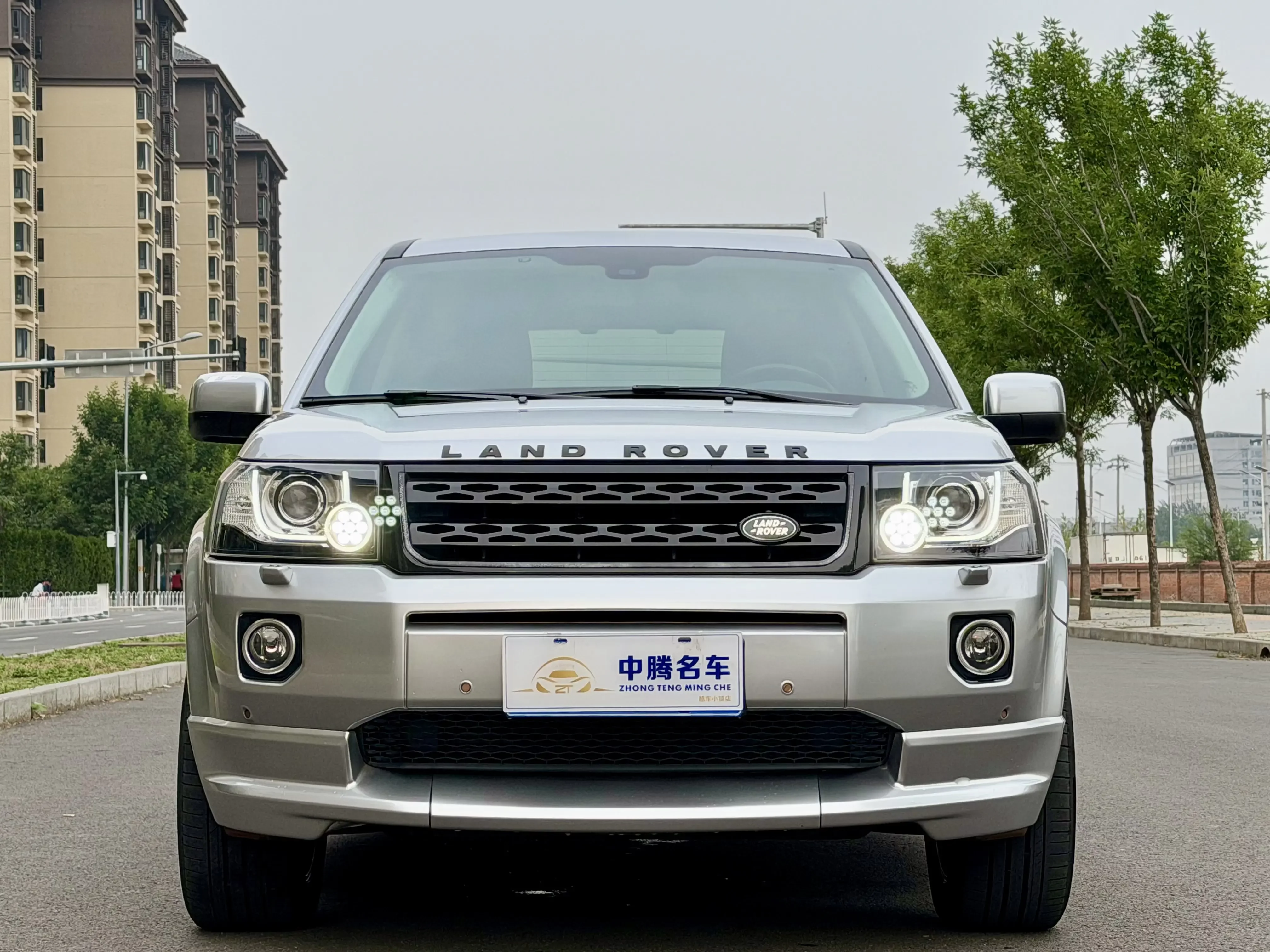 Land Rover Freelander 2