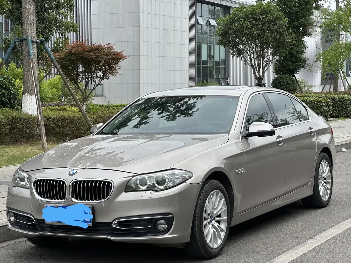BMW 5 Series  из Китая