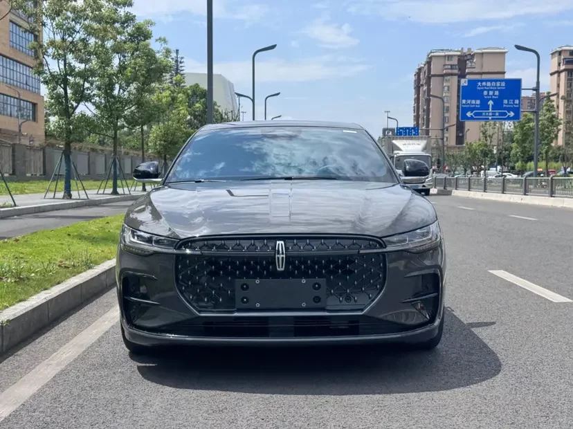 Lincoln Z