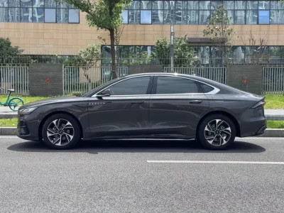 Lincoln Z