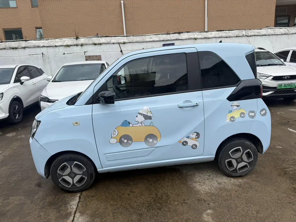 Dongfeng Scenery MINIEV