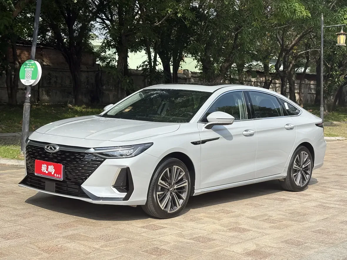 Chery Arrizo 8