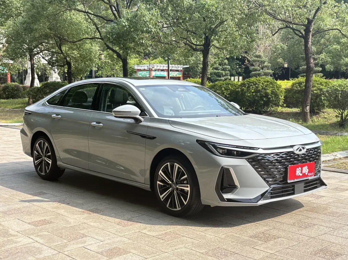 Chery Arrizo 8
