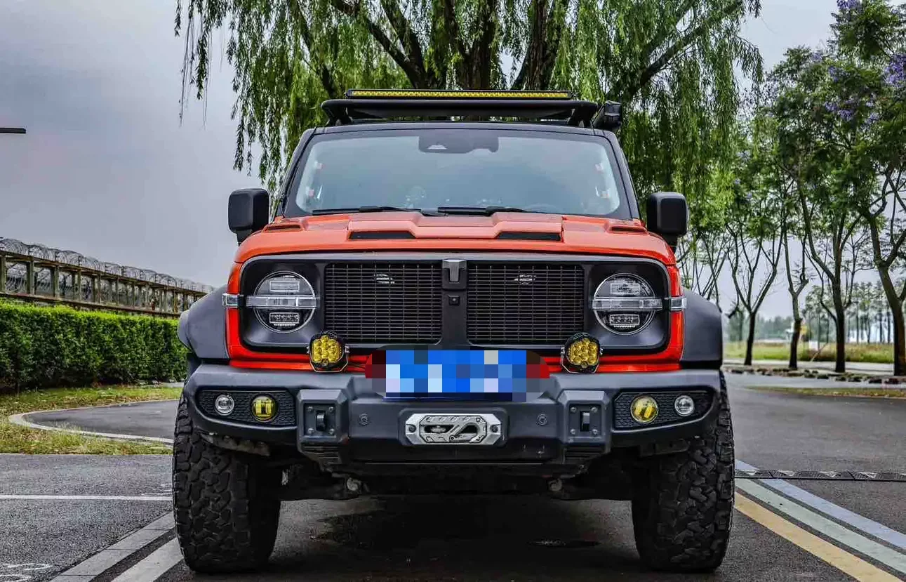 Tank 300