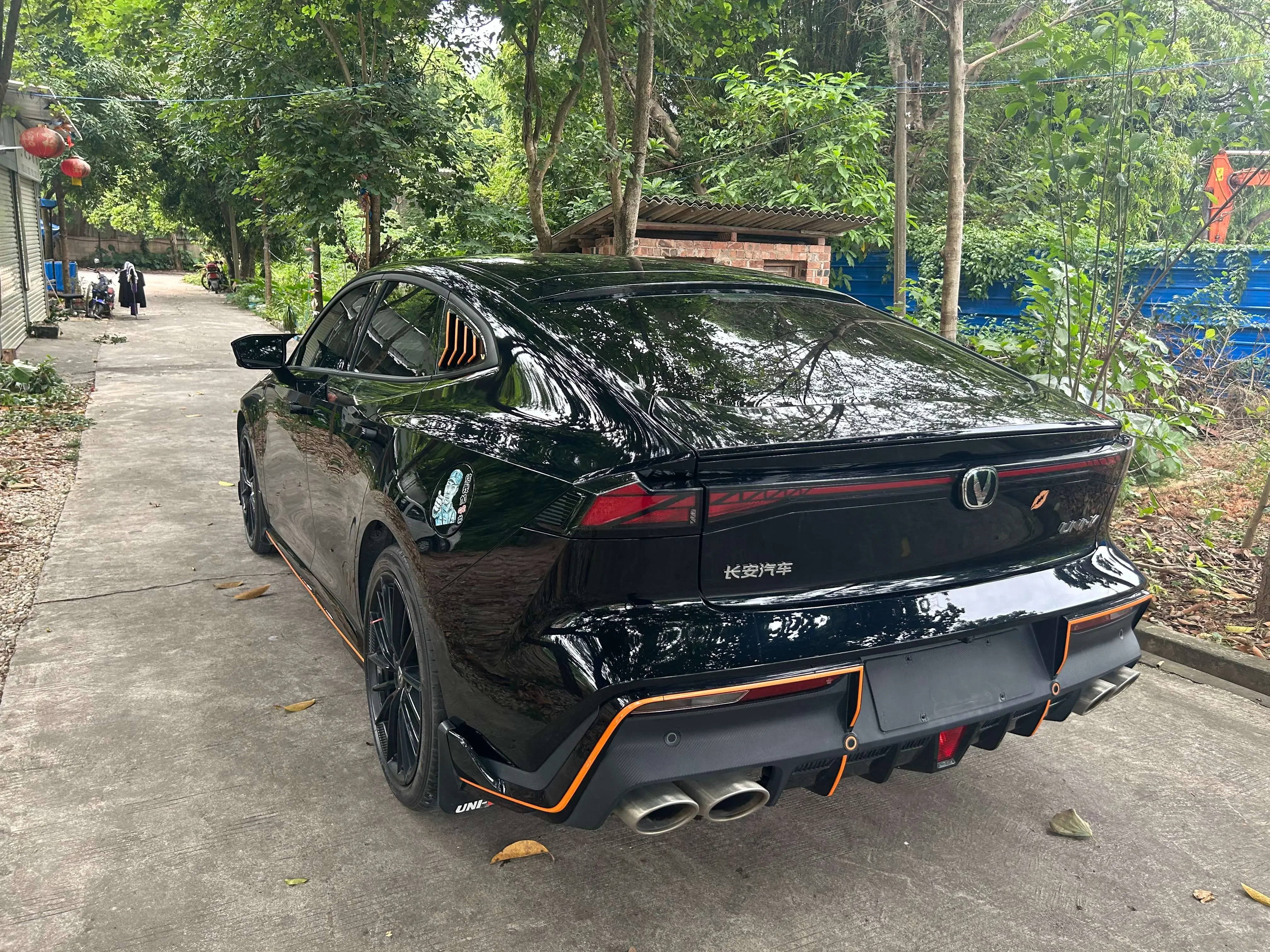 Changan UNI-V