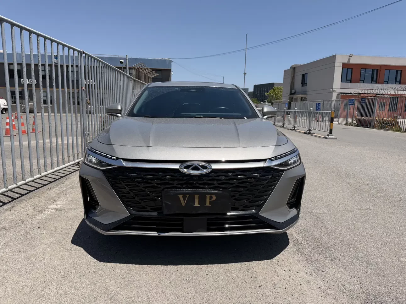 Chery Arrizo 8