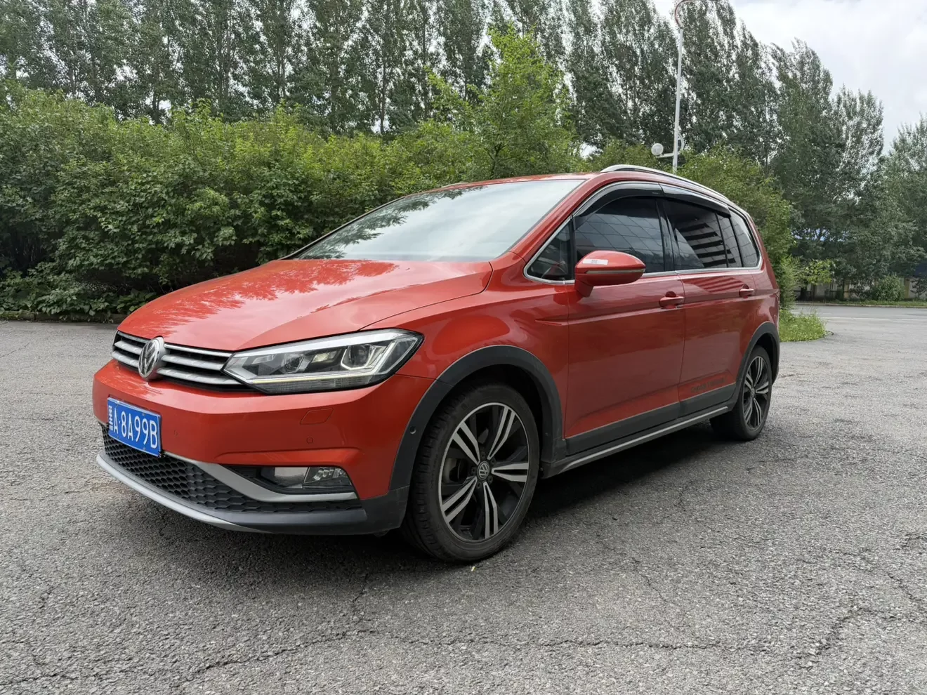 Volkswagen Touran L