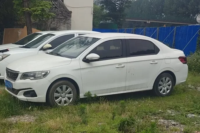 Peugeot 301