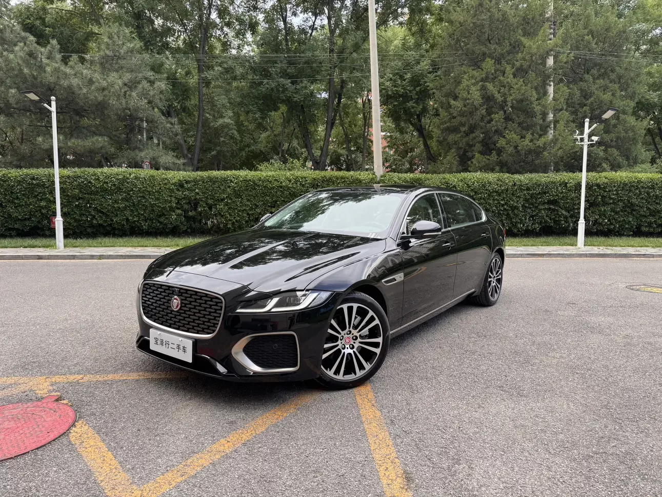 Jaguar XFL