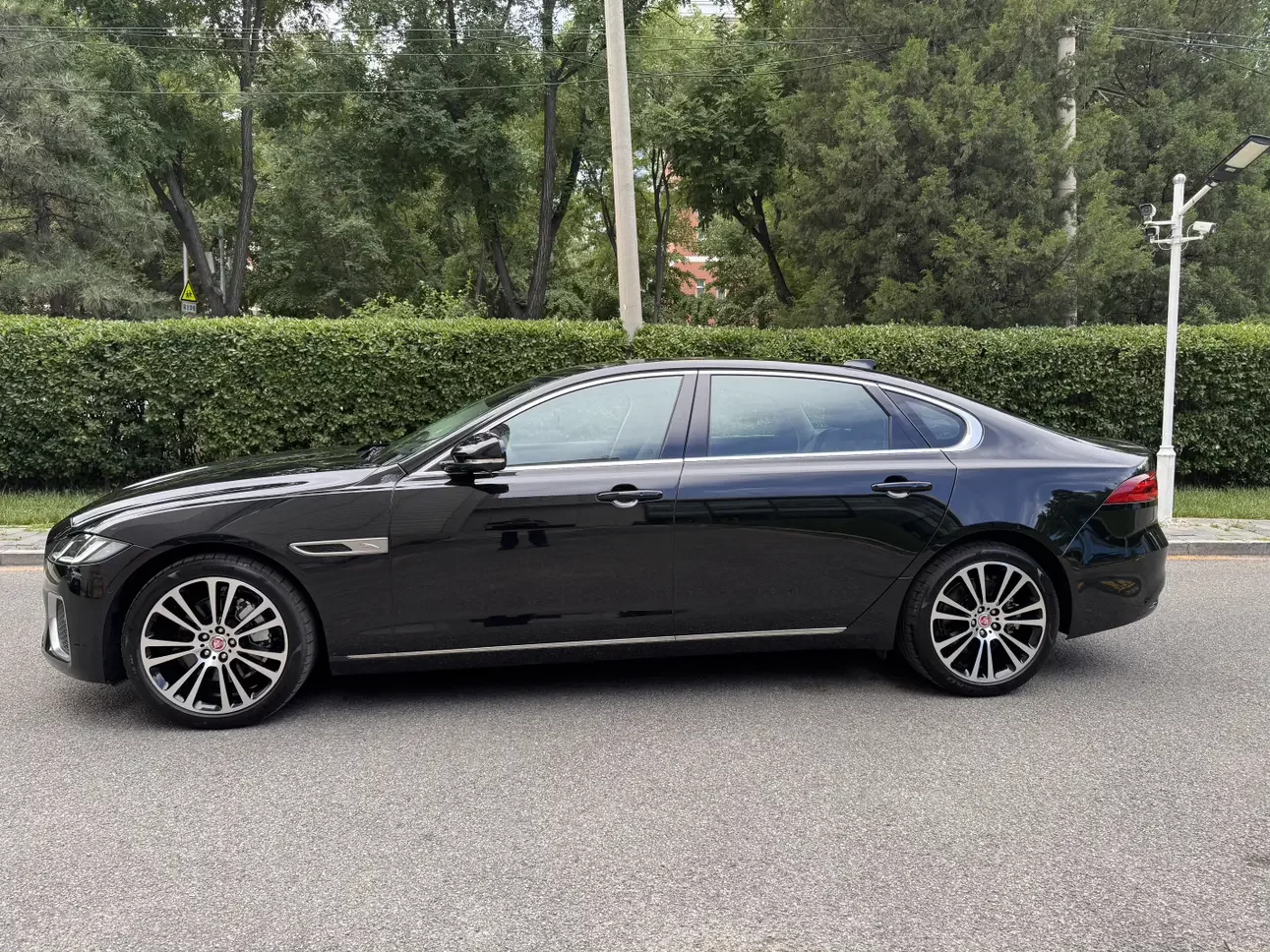 Jaguar XFL