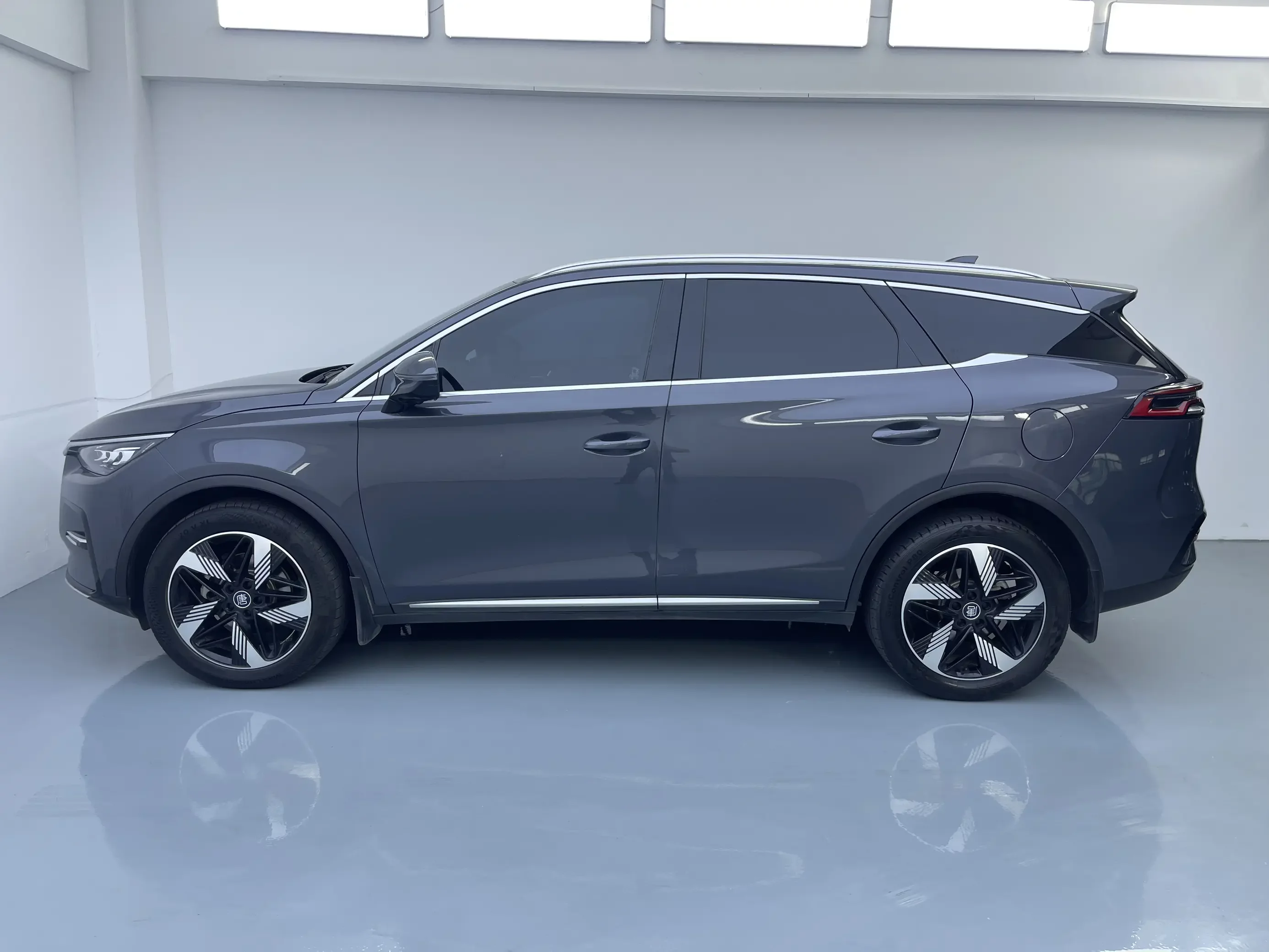 BYD Tang DM