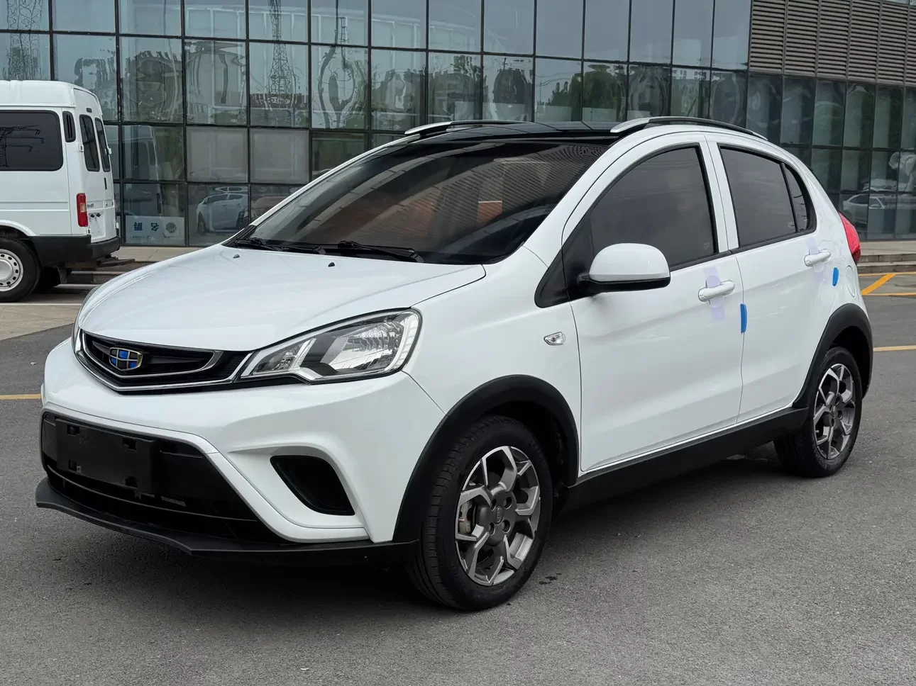 Geely Vision X1  из Китая
