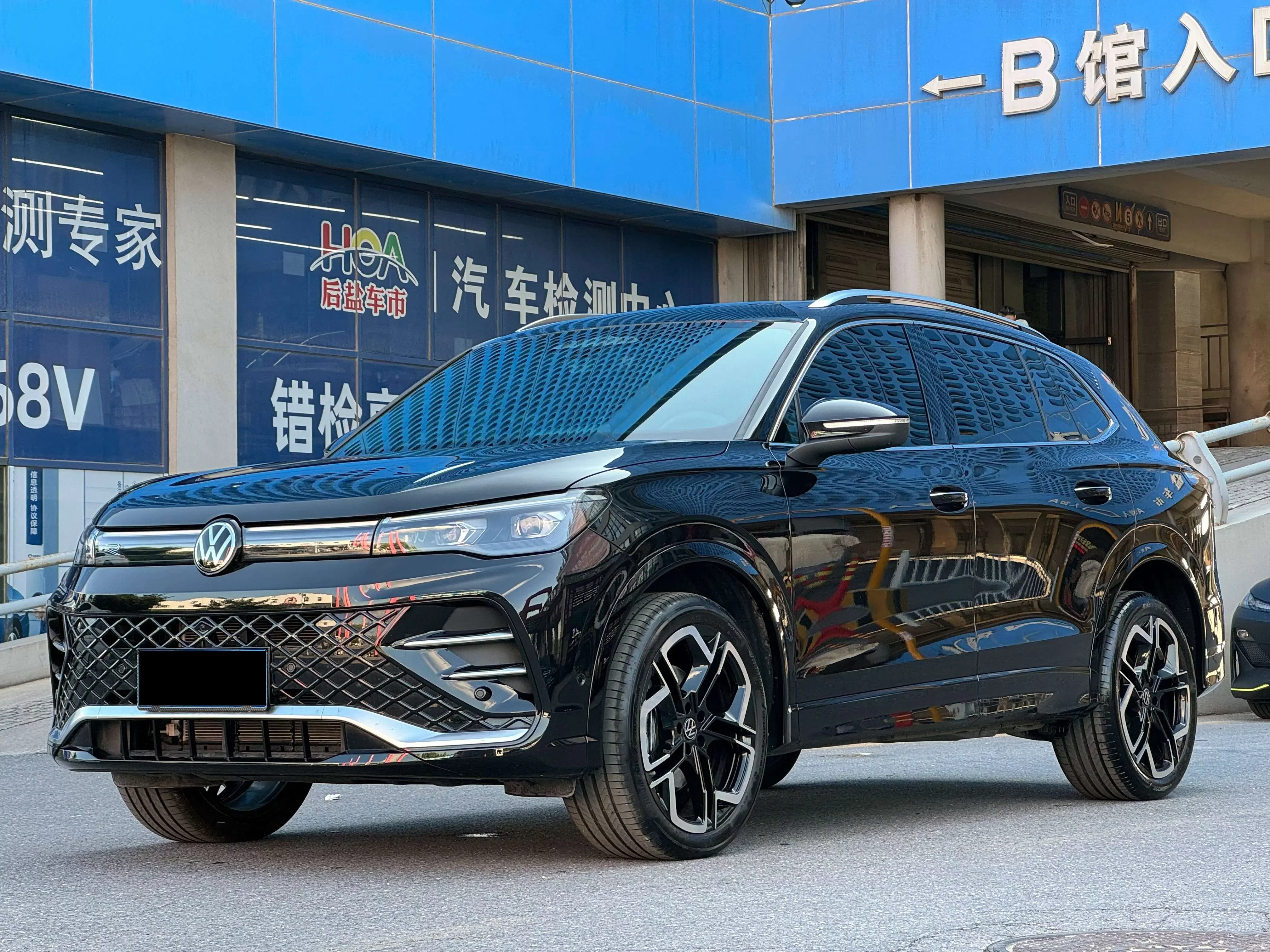 Volkswagen Tiguan L