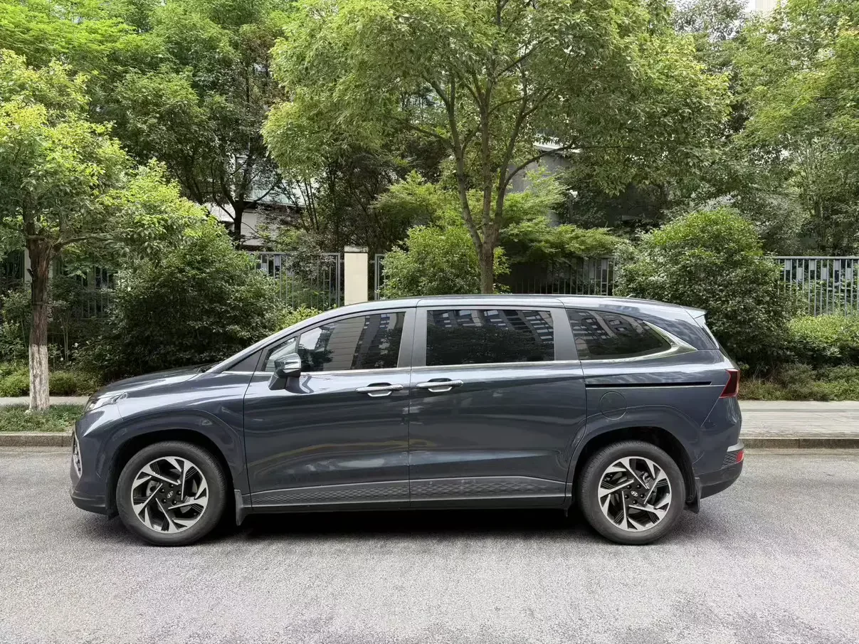 Hyundai Kustu  из Китая