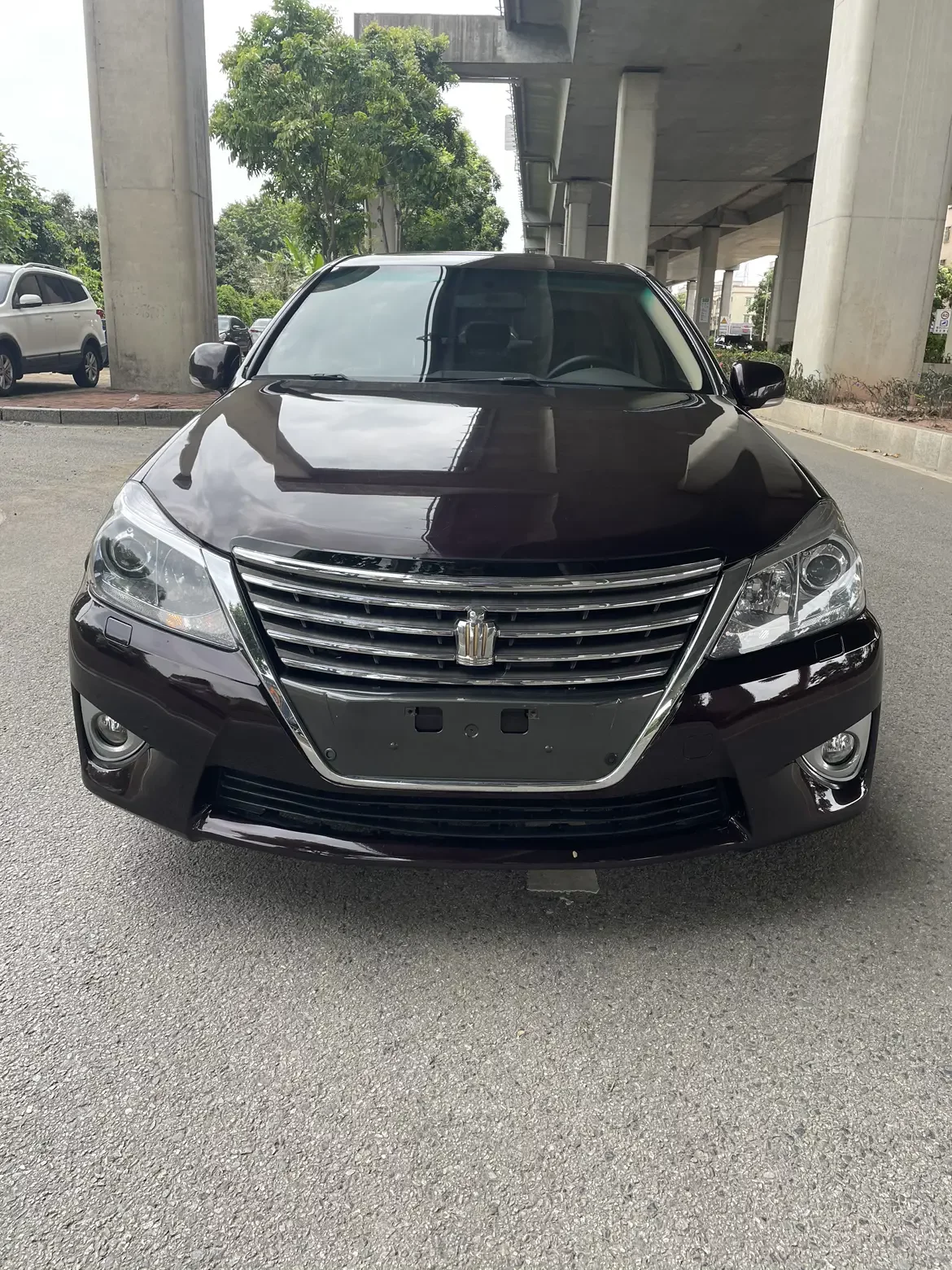 Toyota crown