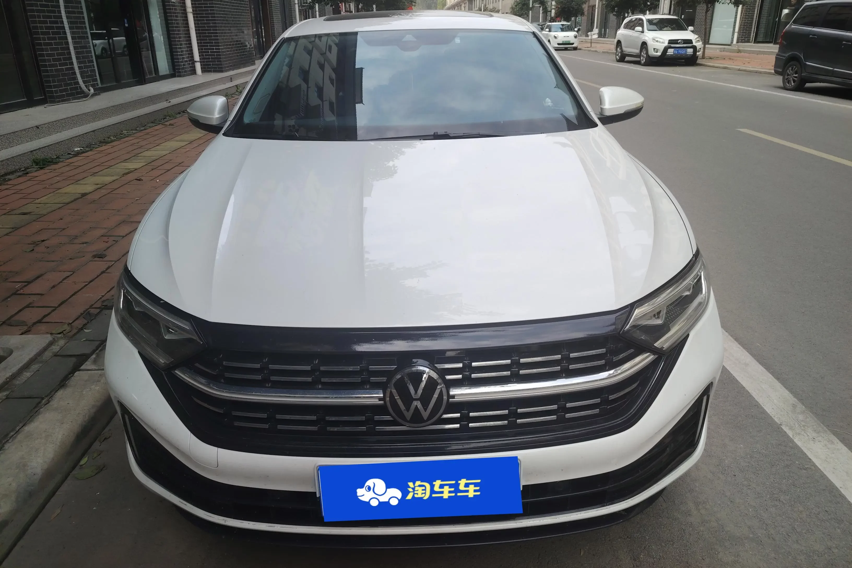 Volkswagen Sagitar