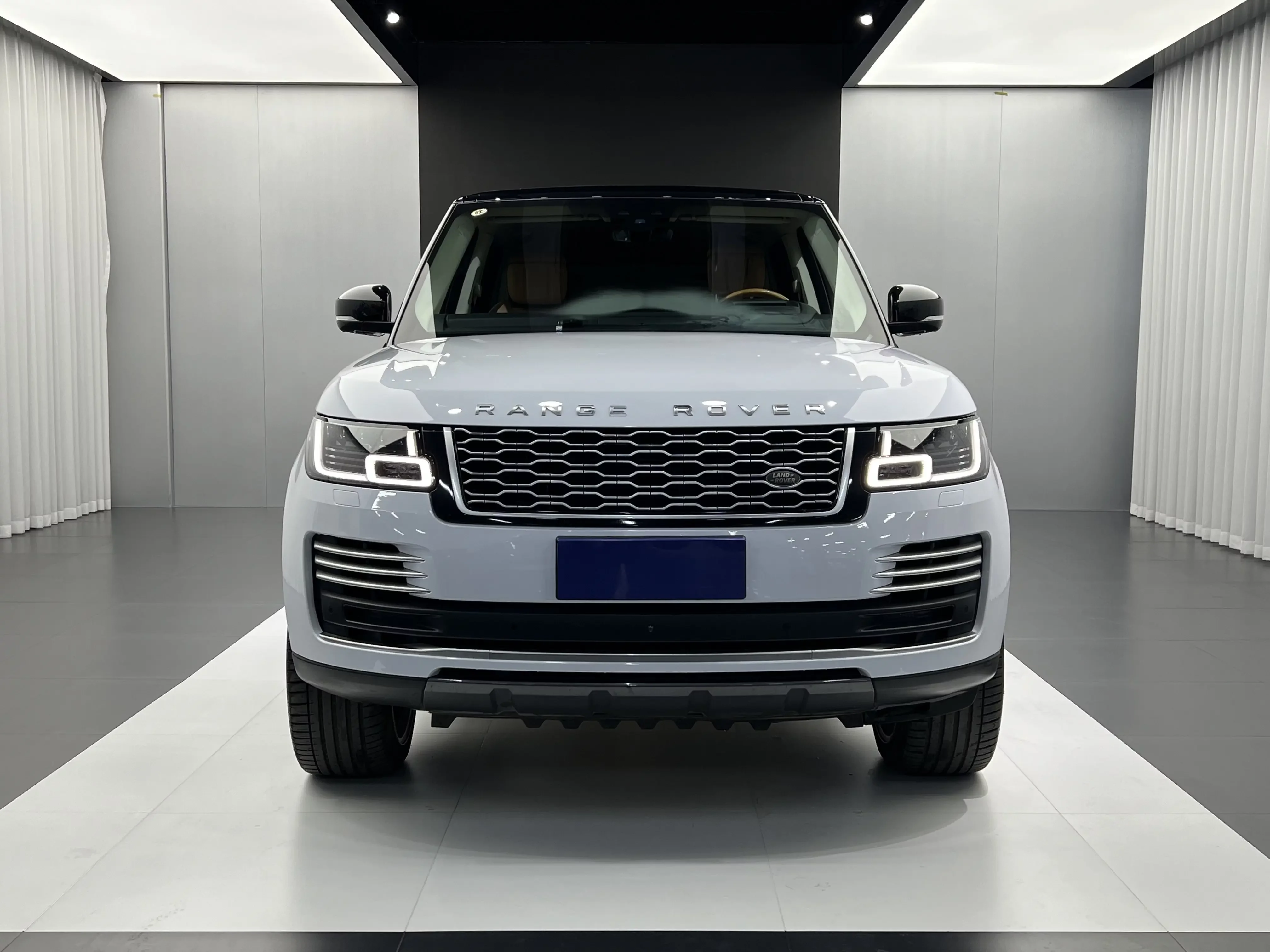 Land Rover range rover  из Китая