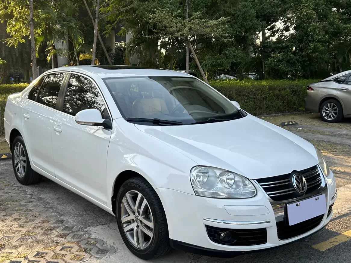 Volkswagen Sagitar