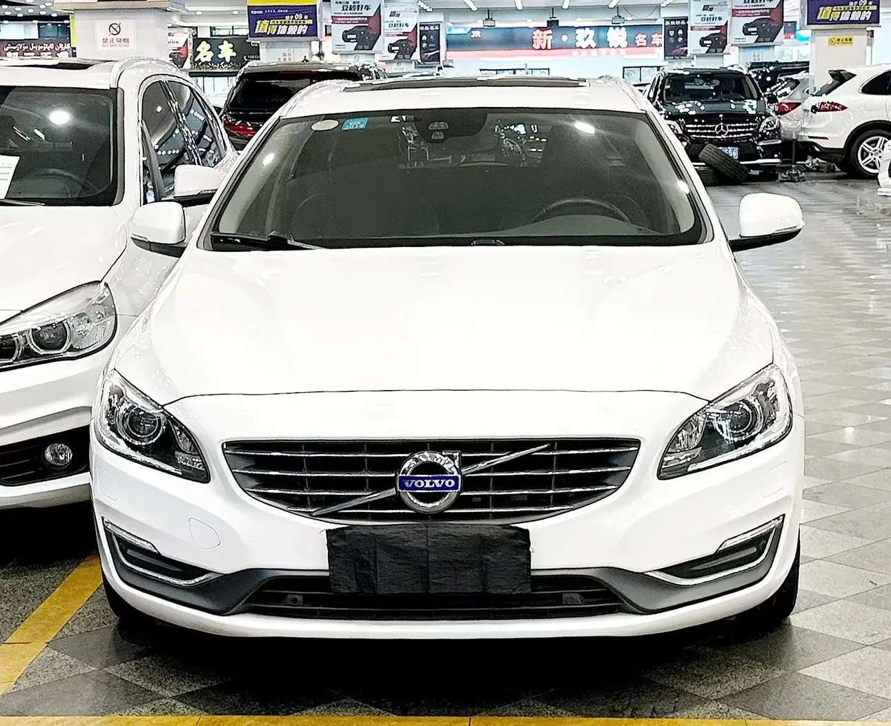 Volvo V60  из Китая