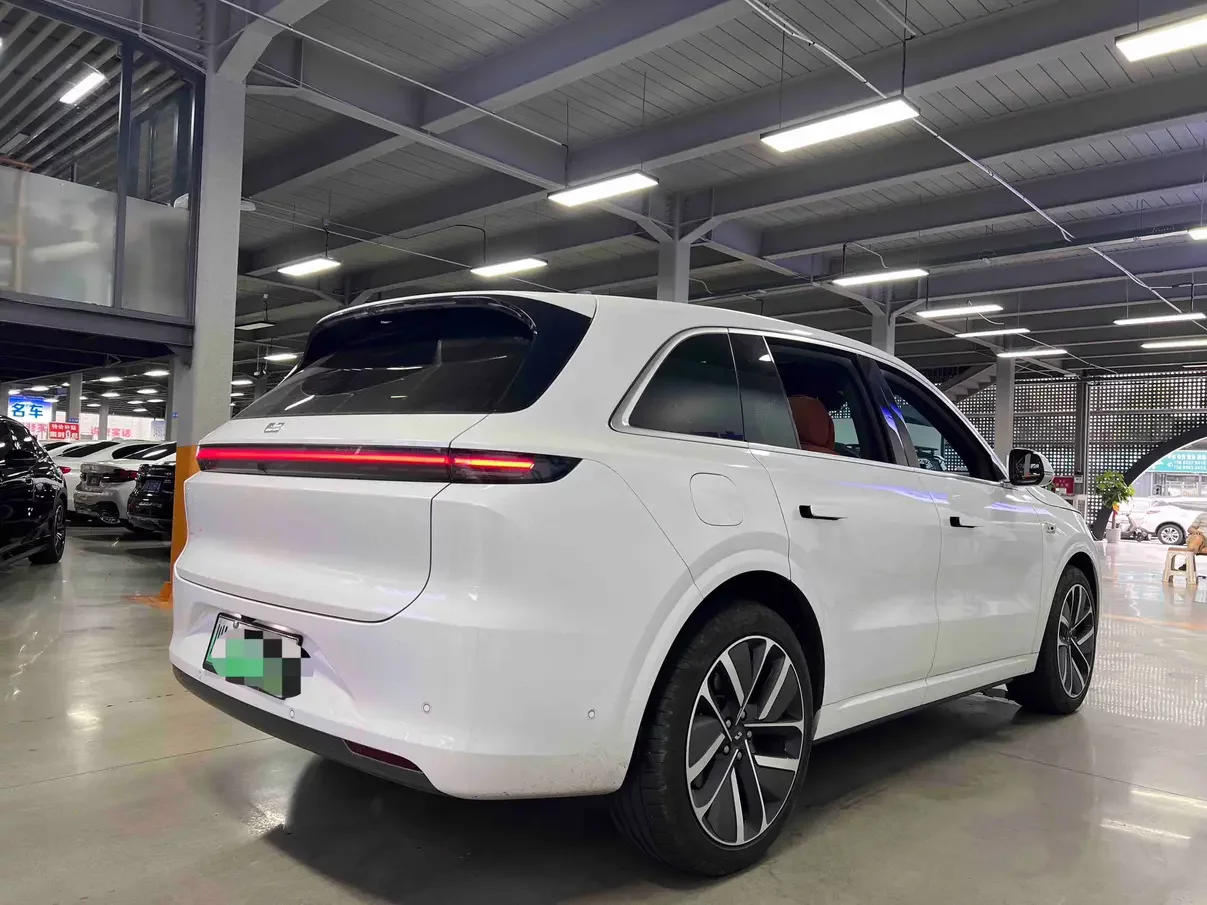 Lixiang L6