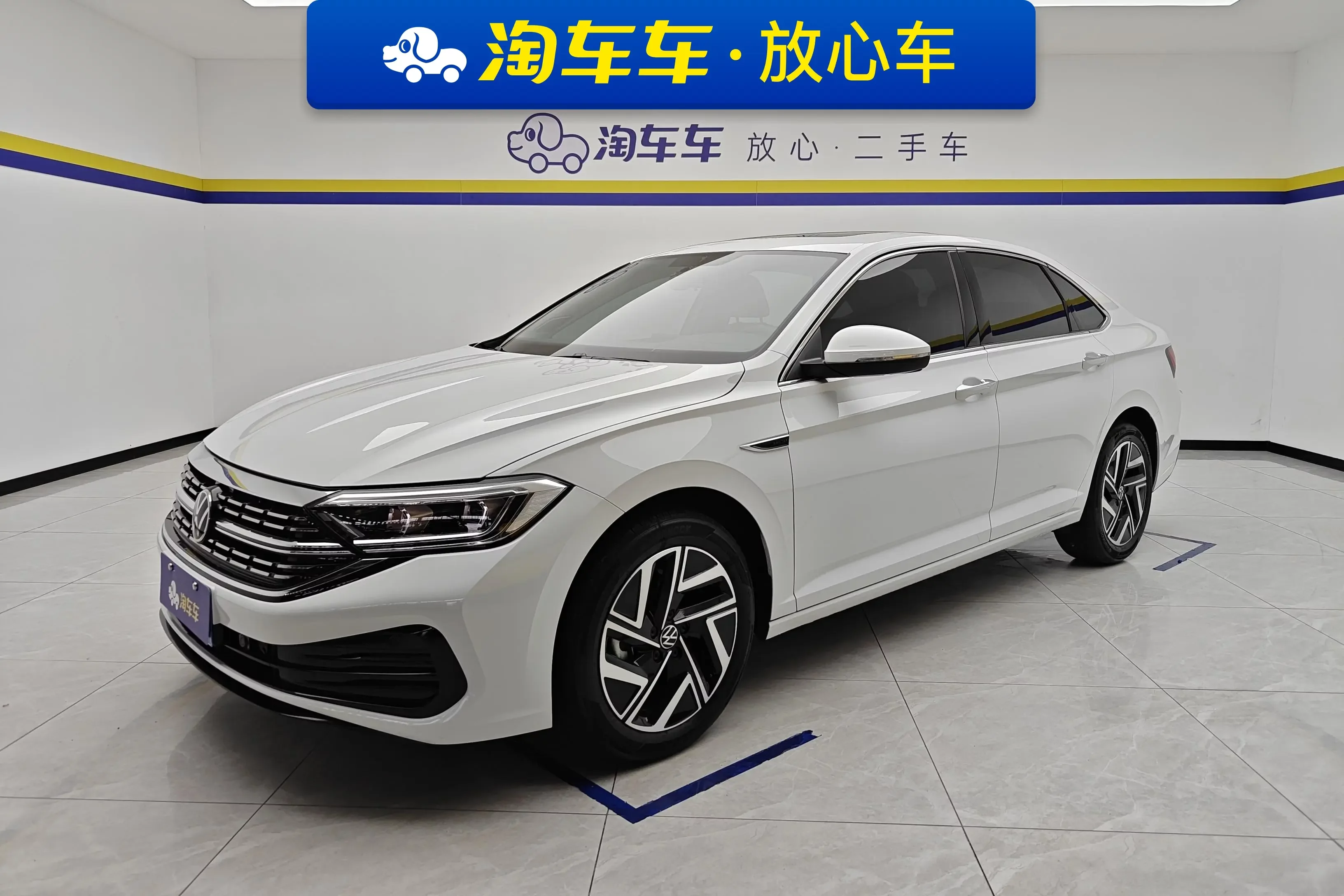 Volkswagen Sagitar
