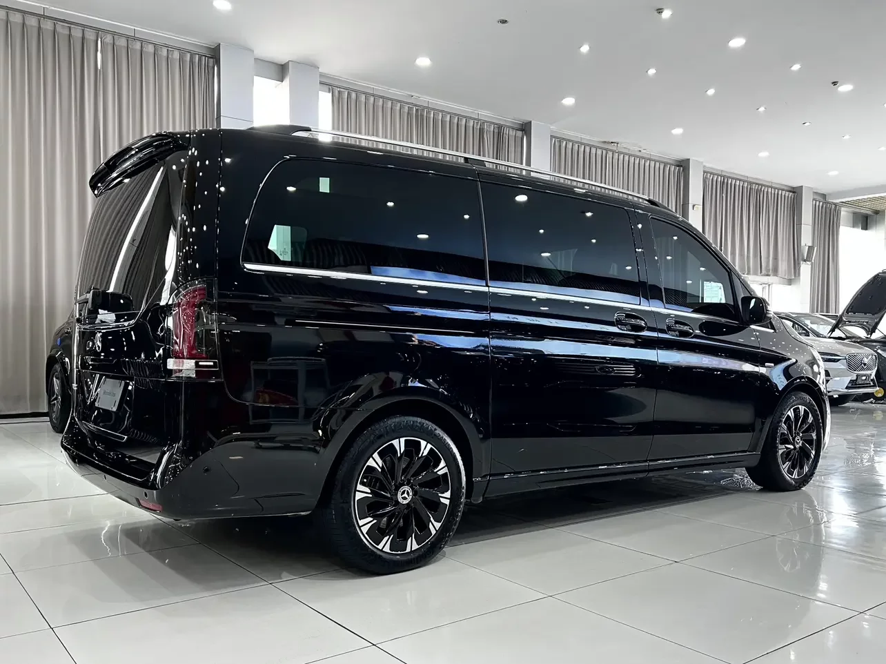 Mercedes-Benz V Class