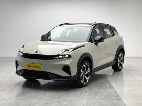 Lynk & Co 06