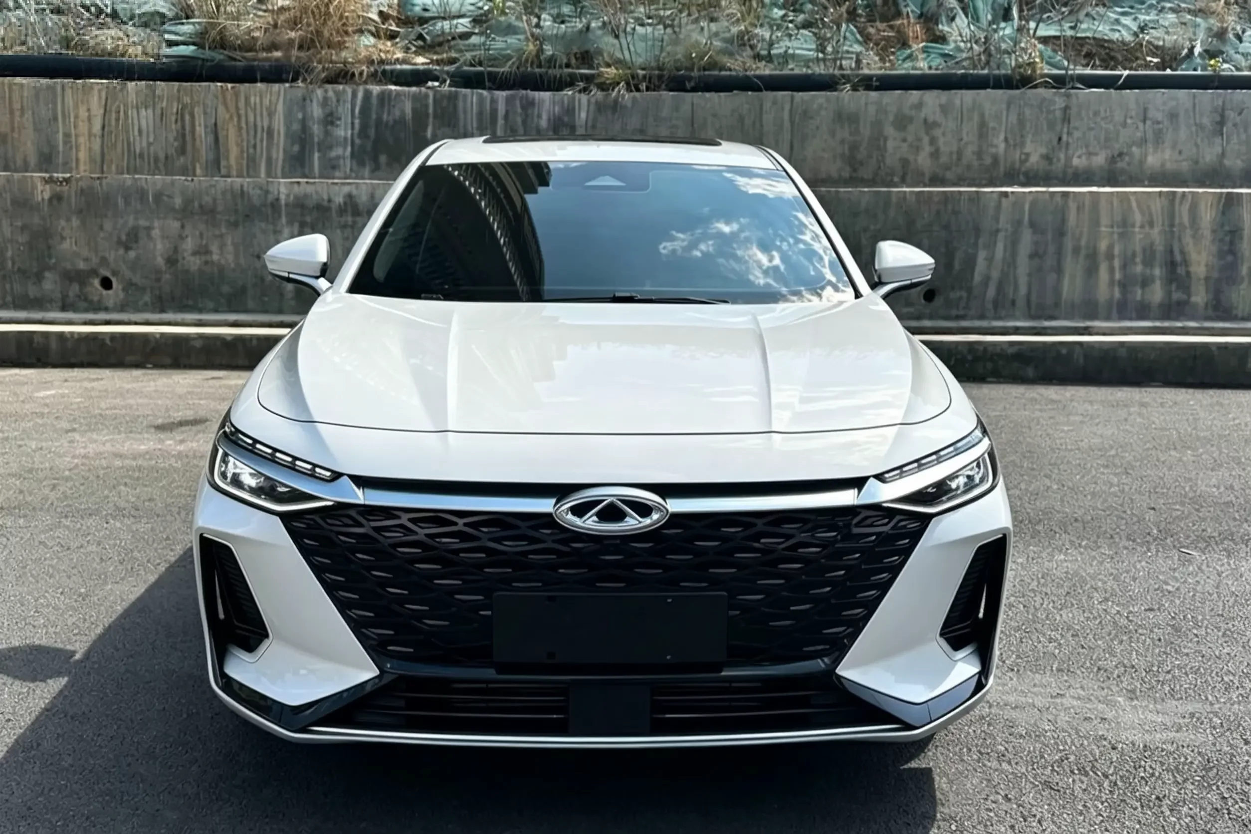 Chery Arrizo 8