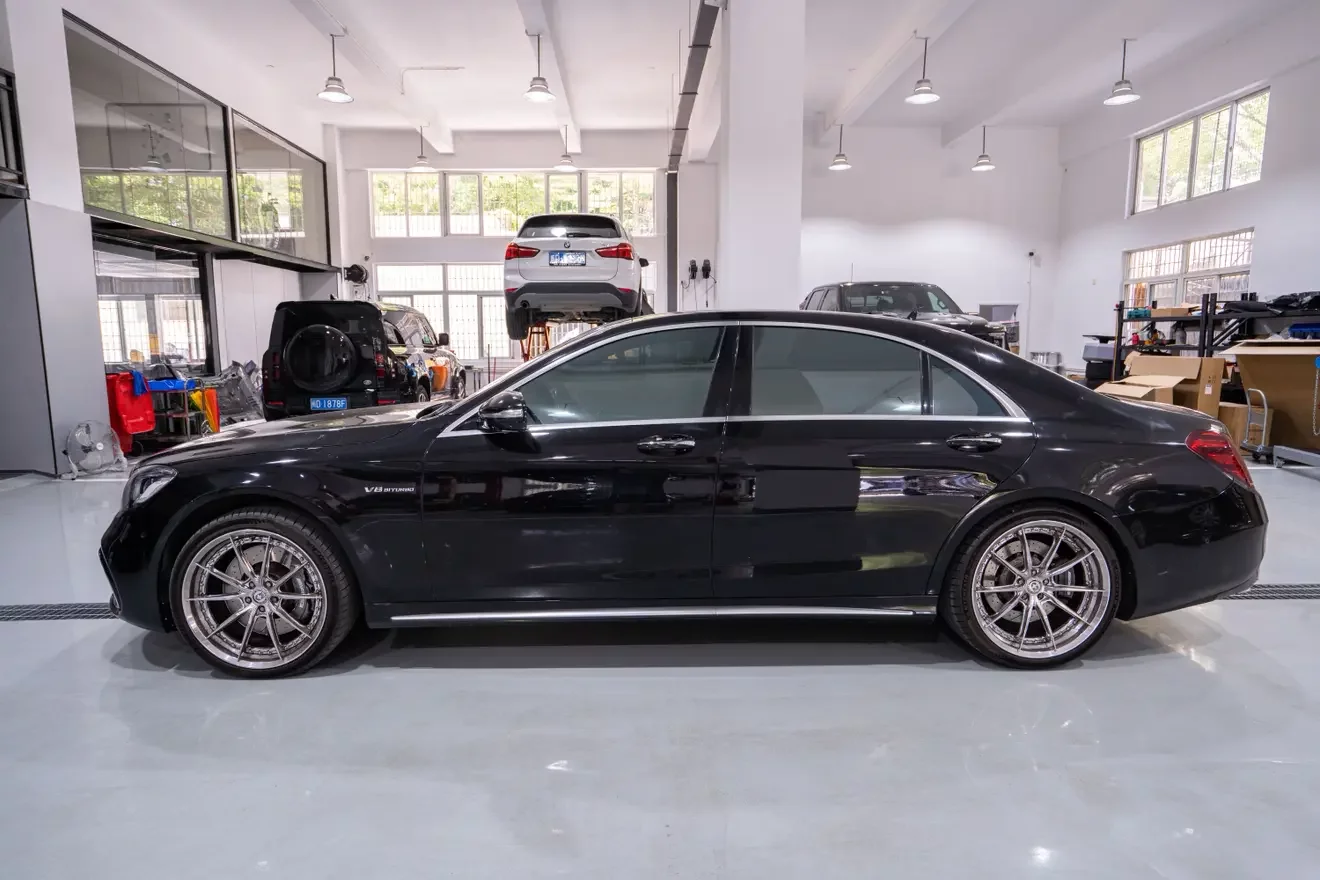 Mercedes-Benz S-Class AMG