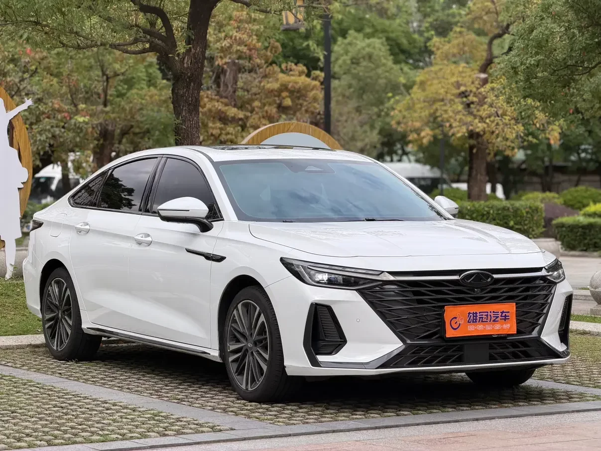 Chery Arrizo 8