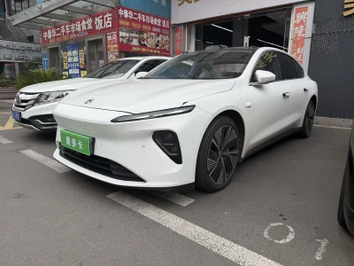 NIO ET7