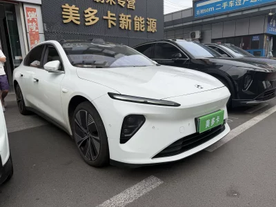 NIO ET7